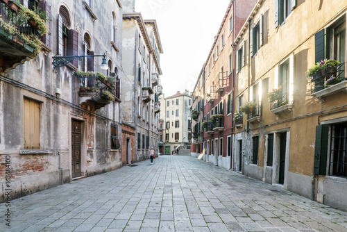  Street called "de la Laca" in the oldest zone of Venice