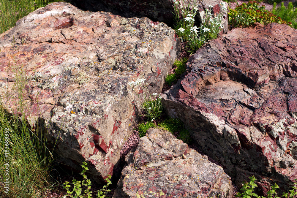 Ural stones in landscaping Ural stones in landscaping