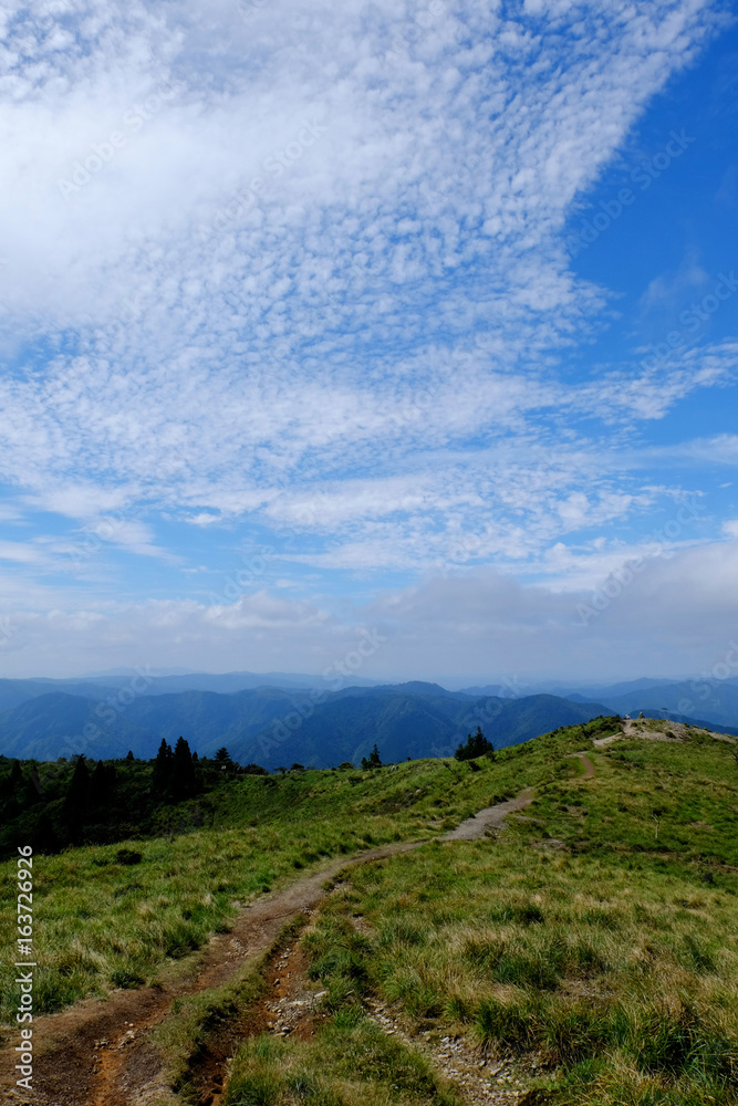 Fototapeta premium 夏の武奈ヶ岳