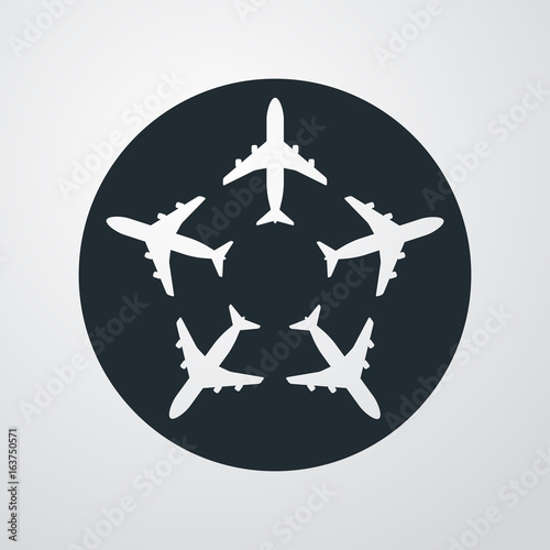 Icono plano cinco aviones en circulo en fondo degradado