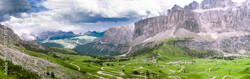 Passo Gardena sulle Dolomiti