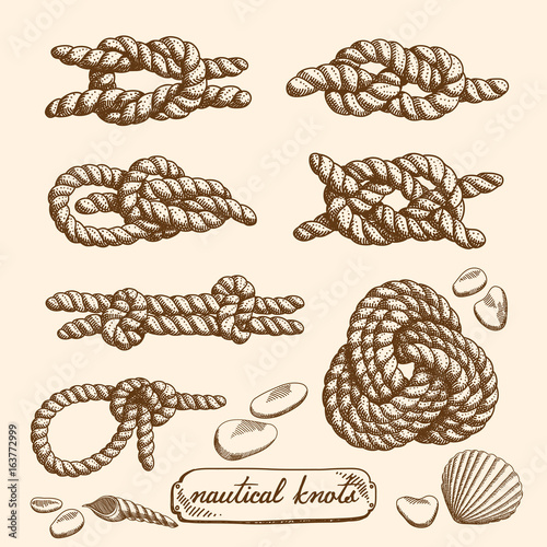 Set of nautical knots