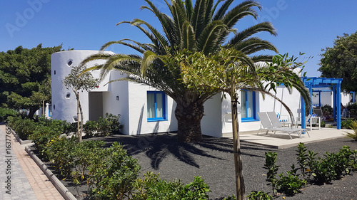 Voici une petite maison typique de Lanzarote, située à Playa Blanca.