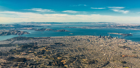 Fototapete San Francisco Luftaufnahme von San Francisco Wide Area mit Bucht und Brücken  © Martin Valigursky