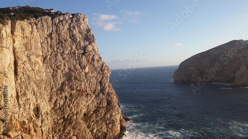 Cap caccia, alghero, sassari, sardaigne, italie, falaise, roche, rocher, paysage, verdure, mer, médittérannée, vague, couché soleil