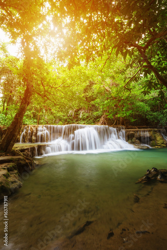 Fototapeta Naklejka Na Ścianę i Meble -  Huay Mae Kamin waterfall in Khuean Srinagarindra National Park, Kanchanaburi, Thailand