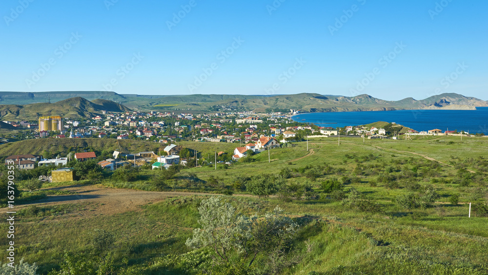 Fototapeta premium Панорама города Коктебель в Крыму с горы