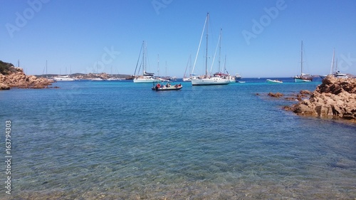 Palau  la maddalena  sardaigne  italie  mer  m  diterrann  e  vague  montagne  bateau  crique  paysage  ciel  voilier 