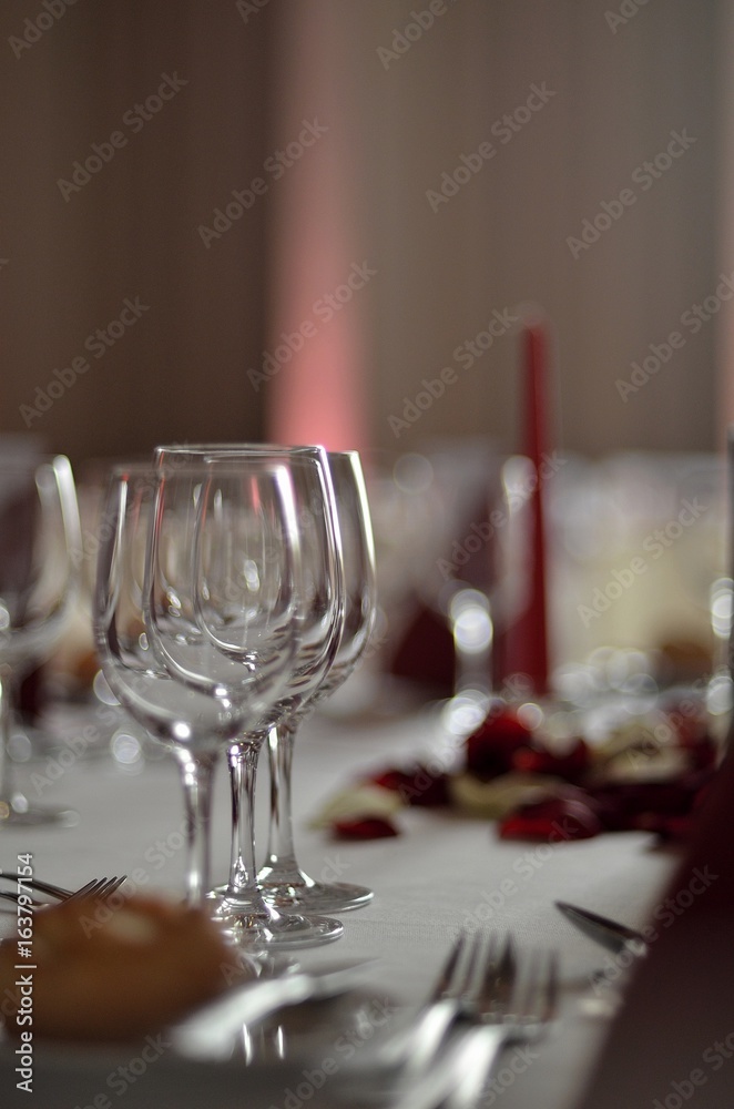 Belle table dressée pour réception Belle table dressée pour réception