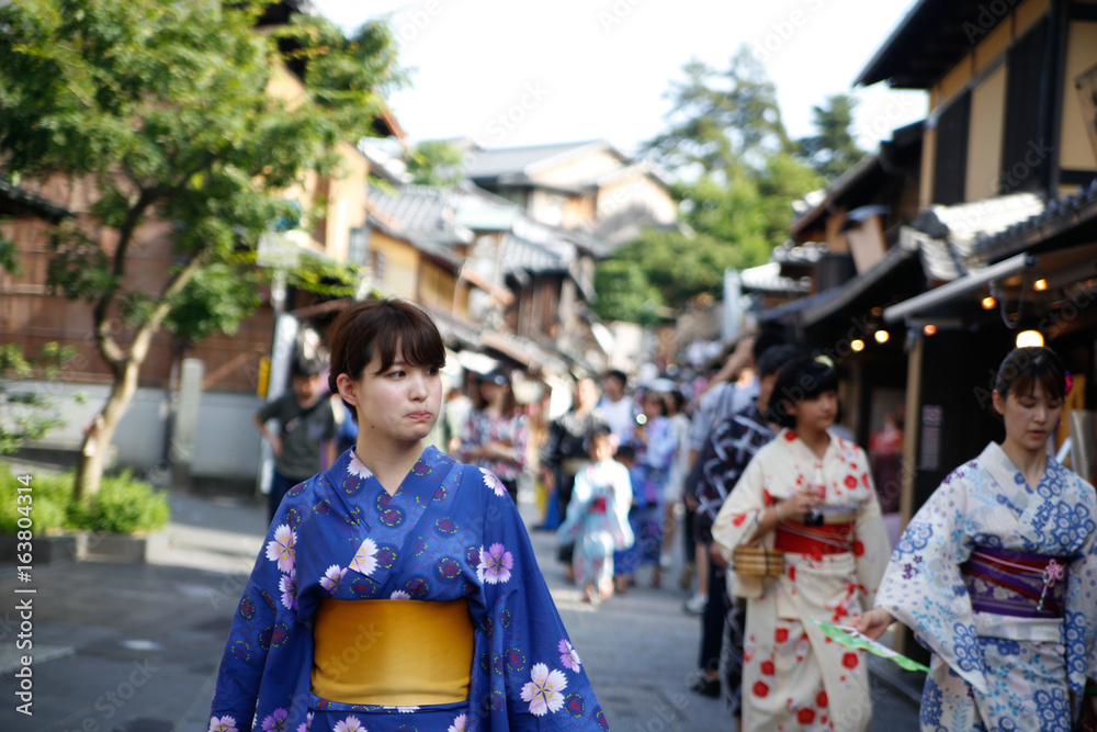 woman kimono in kyoto