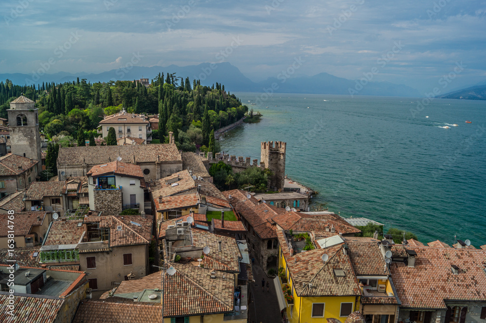 Sirmione città