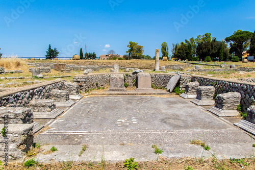 Tableau sur toile View of the archaeological site of Lucus Feroniae, near Rome, Italy