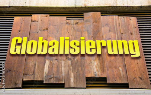 Schild 222 - Globalisierung