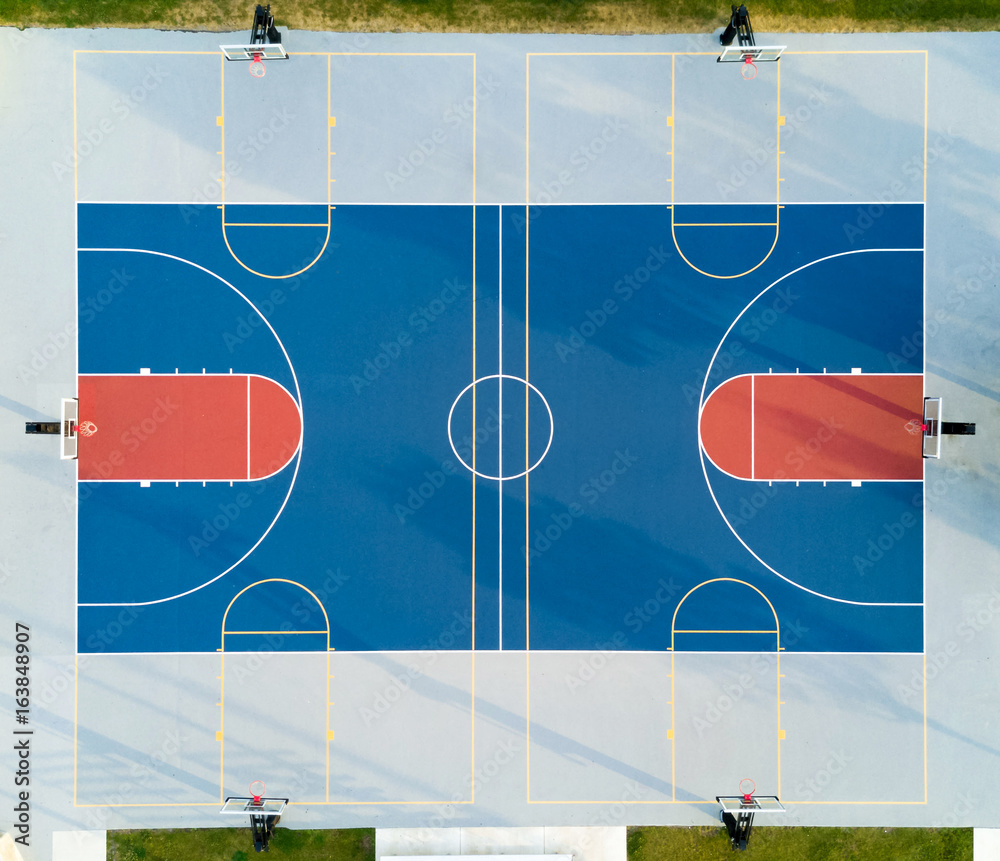 Fototapeta premium Aerial view of a basketball court