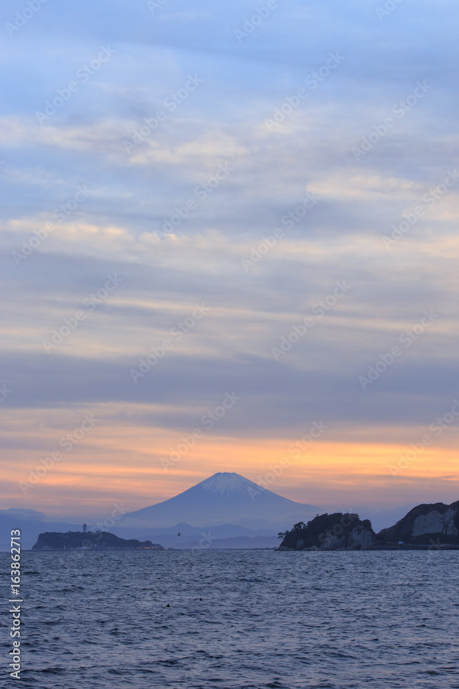 逗子市小坪から夕焼け富士山 逗子市小坪から夕焼け富士山