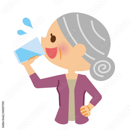 水分補給　シニア　女性