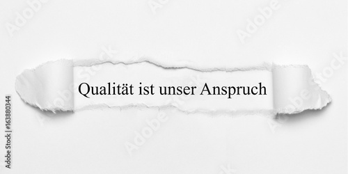 Qualität ist unser Anspruch auf weißen Papier photo