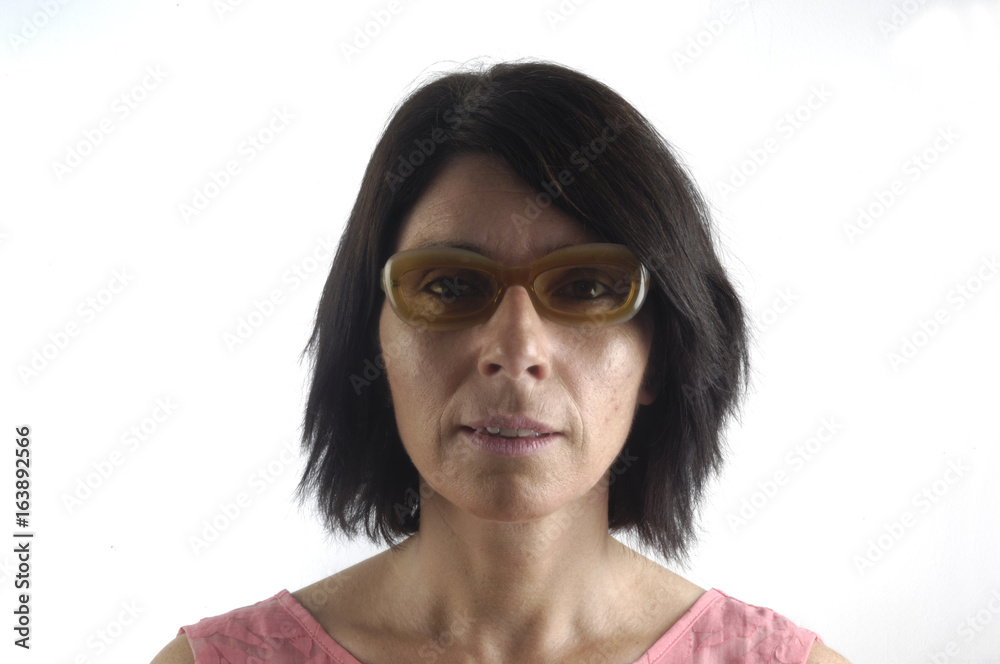 Obraz premium Woman with vintage sunglasses on white