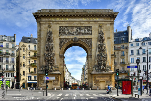 Jigsaw Puzzle of Porte Saint-Denis, Triumphal arch, Paris, France