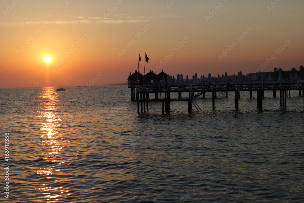 sunset on the beach, romantic time, lovelu sky, ocean, dusk, clouds, romantic, lovely , bridge, colors, 