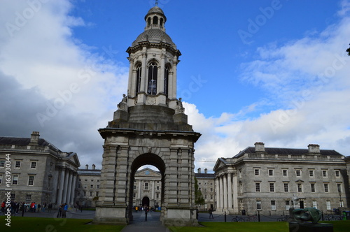 Trinity college in Dublin © sambucacon