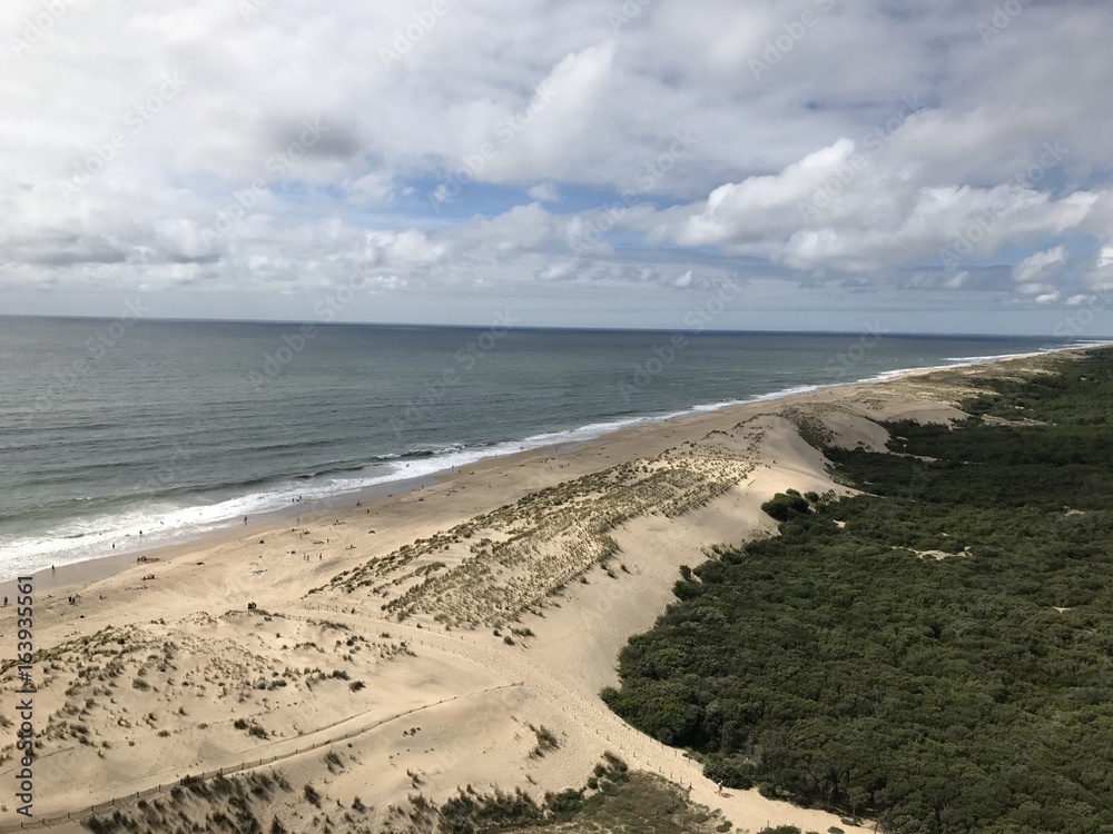 vue de la plage depuis le phare de la coubre vue de la plage depuis le phare de la coubre