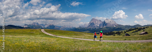 Dolomiti - alpe di Siusi - famiglia in vacanza - Italy  photo