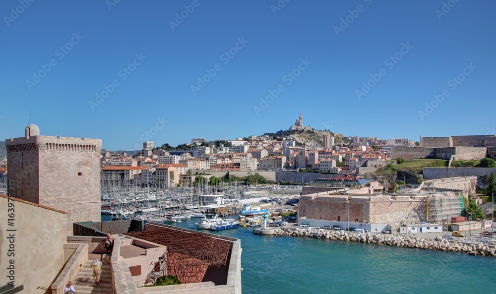 Marseille: vieux port, le mucem et le fort saint jean