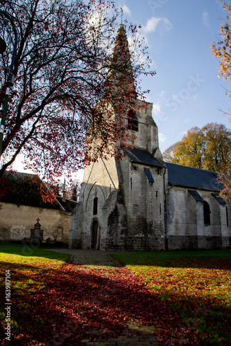 Eglise d'Ecoivres en Automne photo