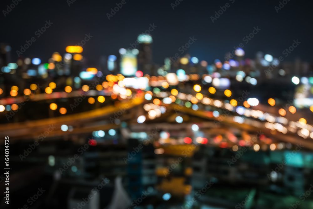 Φωτογραφία Background blur bokeh in the streets and opened fire at the building in the city during the night