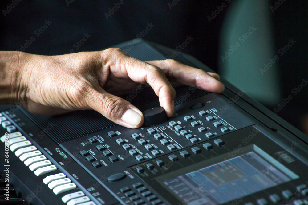 Keyboard music is waiting for the concert music. Keyboard music is waiting for the concert music.