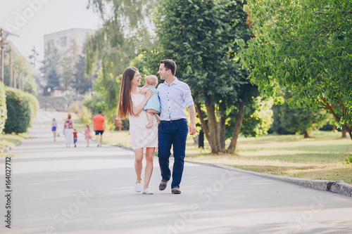 family in park © hetmanstock2