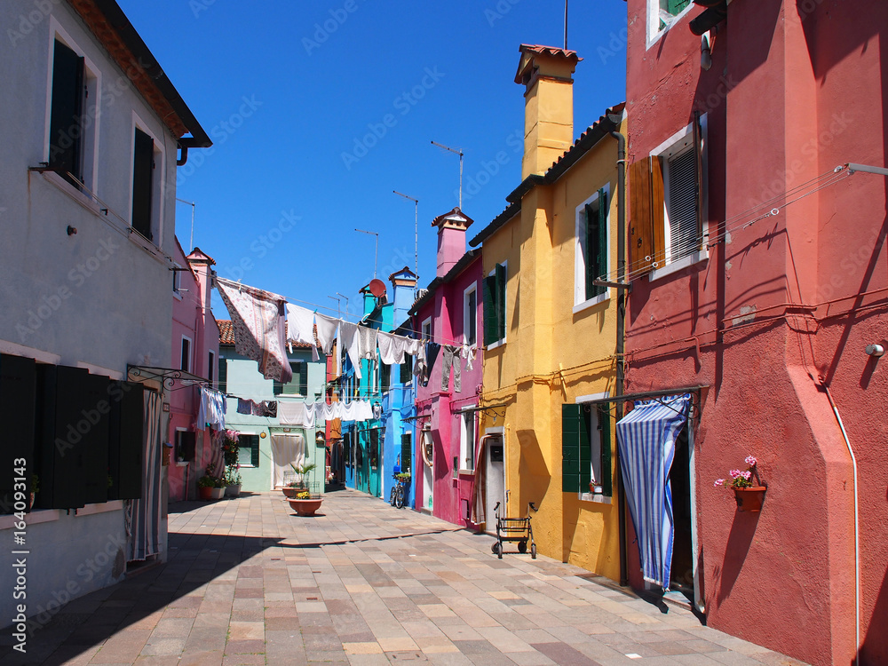 Fototapeta premium Kolorowe domy wyspy Burano, Wenecja