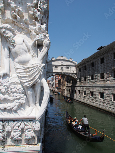 Canaux et ponts à Venise, Italie © Laetitia