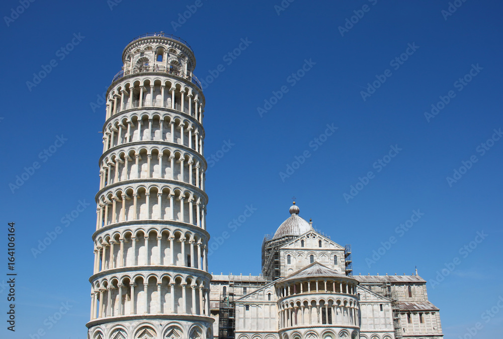 Pisa Complex 02