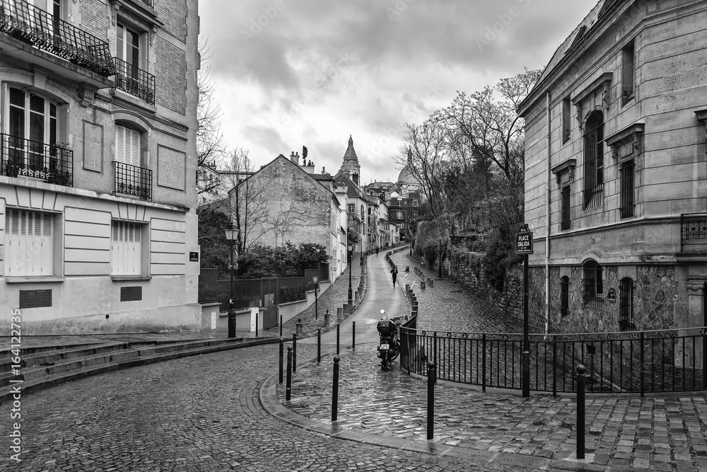 Paris Montmartre Old Street