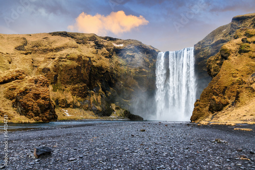 Fototapeta Naklejka Na Ścianę i Meble -  Beautiful view of the magnificent Skogafoss waterfall in Iceland