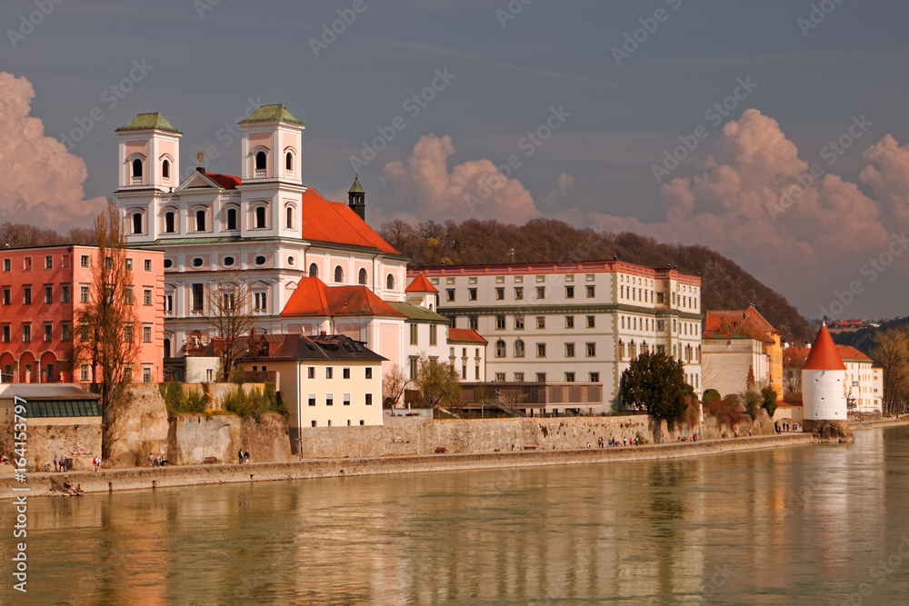 Obraz premium Passau - incoming storm