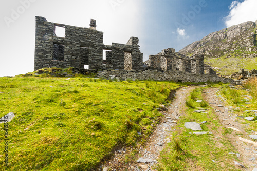 Cwmorthin Barracks, ruined slate building photo