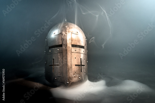 Knight's helmet - 10