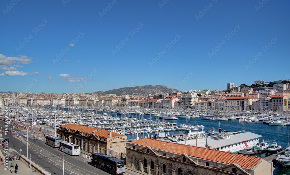 mucem et Vieux port de Marseille vu depuis le fort Saint-Jean