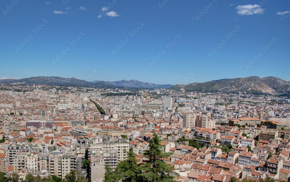 Panorama sur Marseille depuis notre dame de la garde