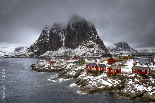 Village d'Hamnoy, Reine, Lofoten photo