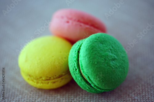 Colorful round macaron cookies 