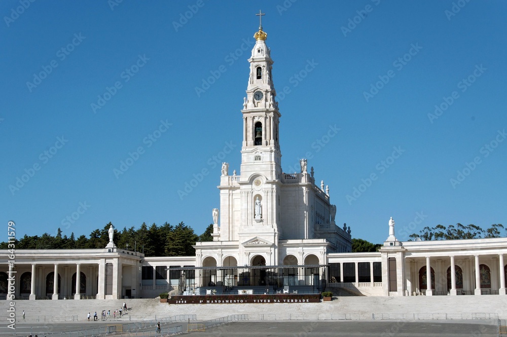 Cathedrale de Fatima au Portugal / Fatima cathedral in Portugal