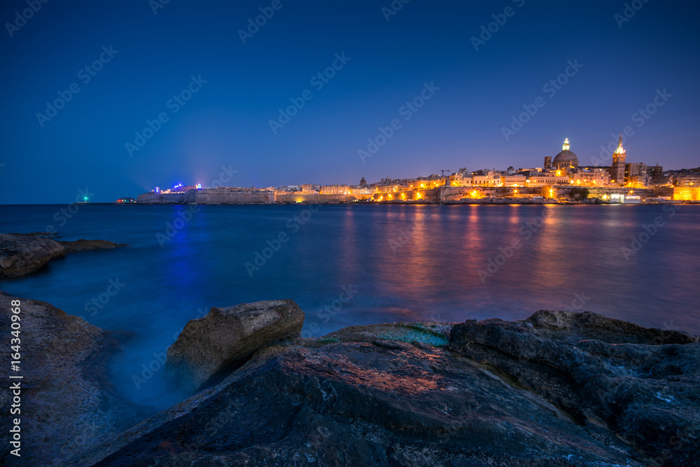 The city of valetta by night