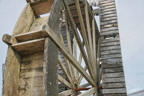 Wood water turbine