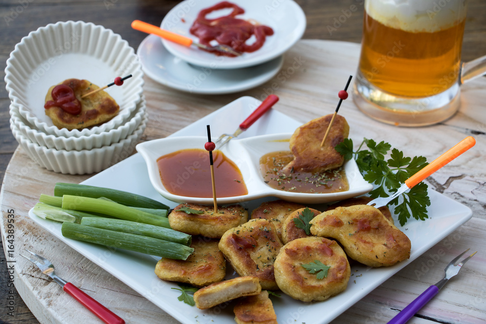 Würzige Chicken-Nuggets für Zwischendurch Würzige Chicken-Nuggets für Zwischendurch