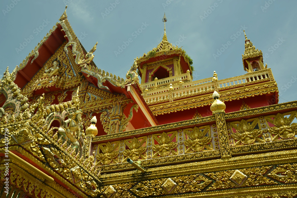 Fototapeta premium Buddhistische Tempel in der Provinz Buri Ram , Thailand