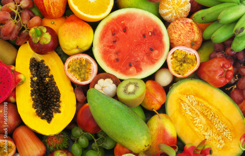 Fototapeta Naklejka Na Ścianę i Meble -  Tropical fruits background